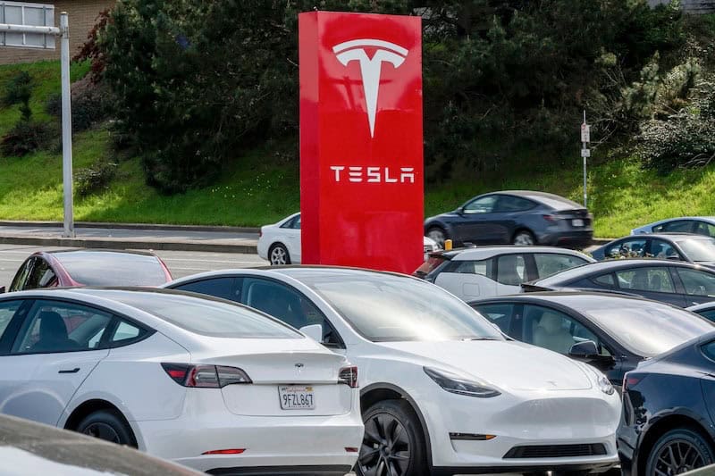 Tesla’s AI Vision Is Fueling Wall Street’s Optimism Beyond Electric Vehicles