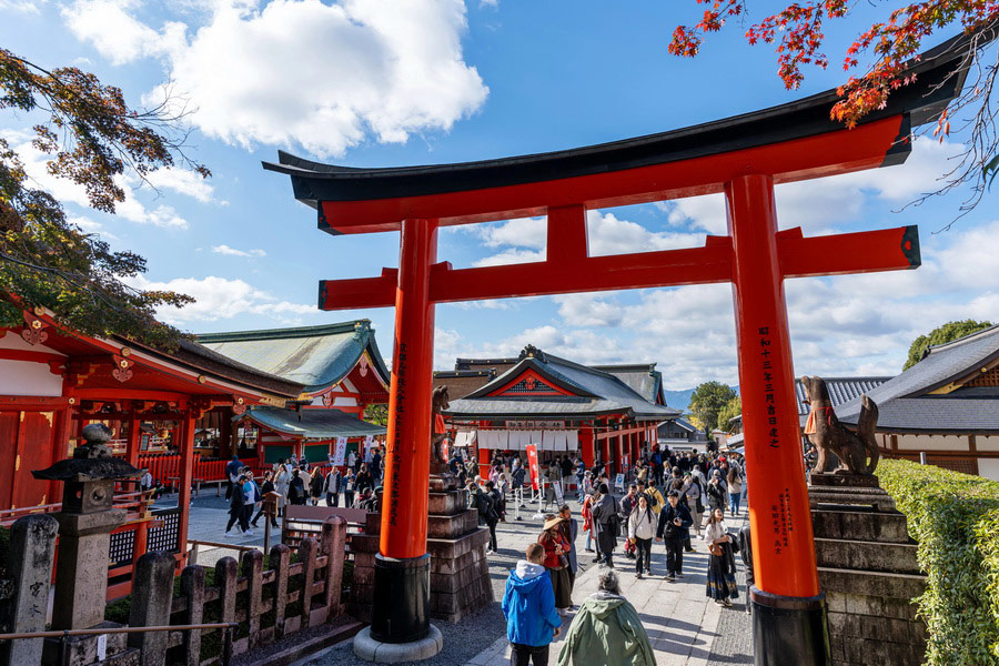 What it’s really like to live in Japan: a complete guide to daily life and the reality for expatriates.